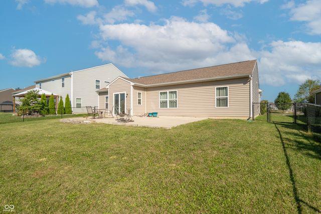 841 Cherry Tree Lane, Greenwood, IN 46143