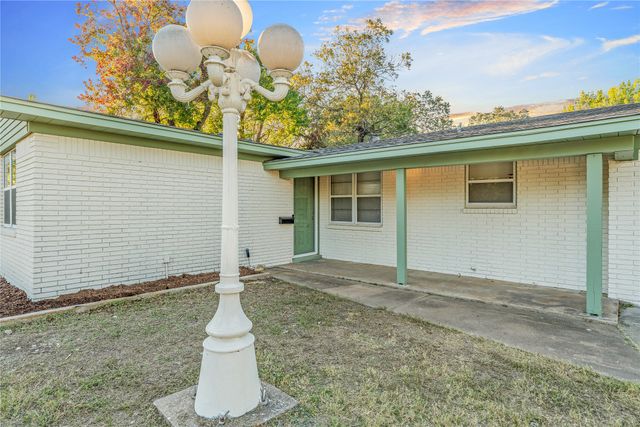 112 E Dawn Drive, Waco, TX 76706