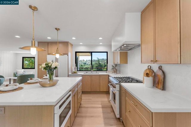 37 Pulido Ct, Danville, CA 94526