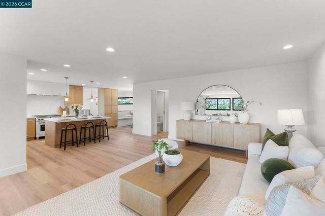 37 Pulido Ct, Danville, CA 94526