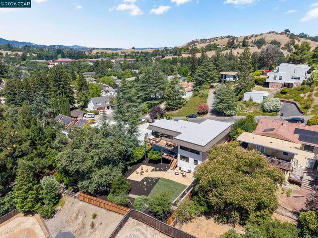37 Pulido Ct, Danville, CA 94526