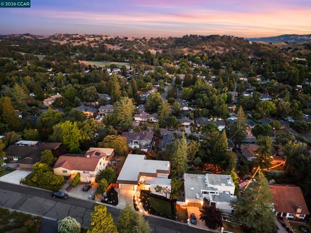 37 Pulido Ct, Danville, CA 94526