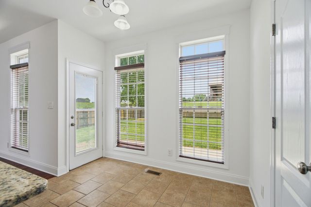 124 Covey Rise Cir, Clarksville, TN 37043