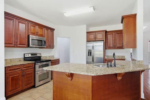 124 Covey Rise Cir, Clarksville, TN 37043