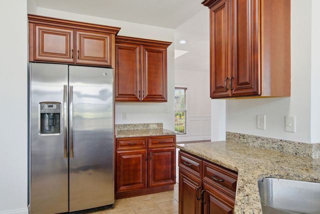 124 Covey Rise Cir, Clarksville, TN 37043