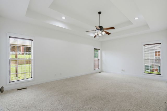 124 Covey Rise Cir, Clarksville, TN 37043