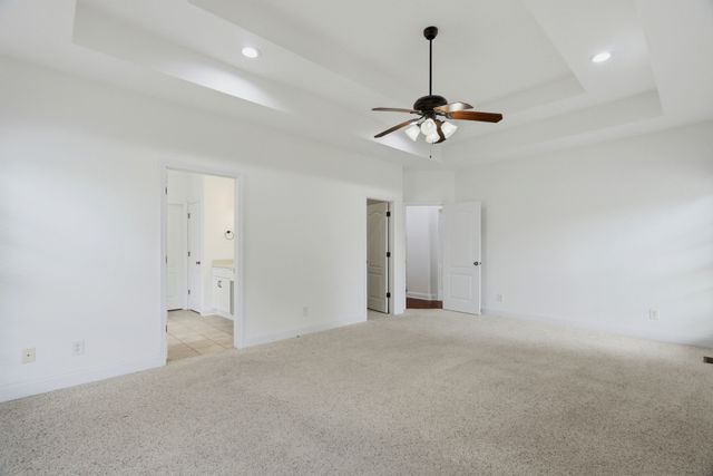 124 Covey Rise Cir, Clarksville, TN 37043
