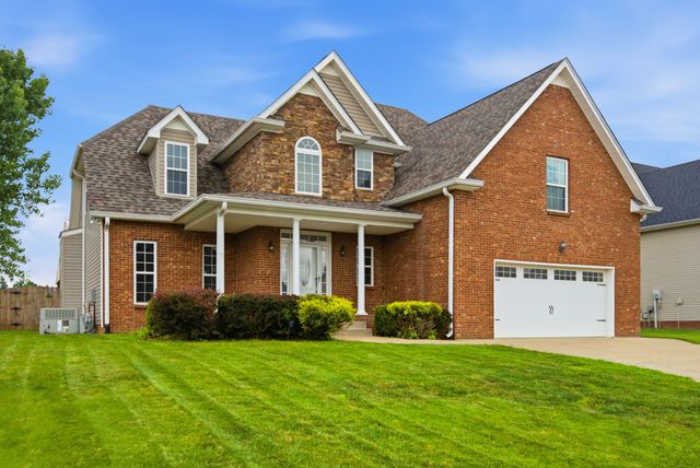 124 Covey Rise Cir, Clarksville, TN 37043