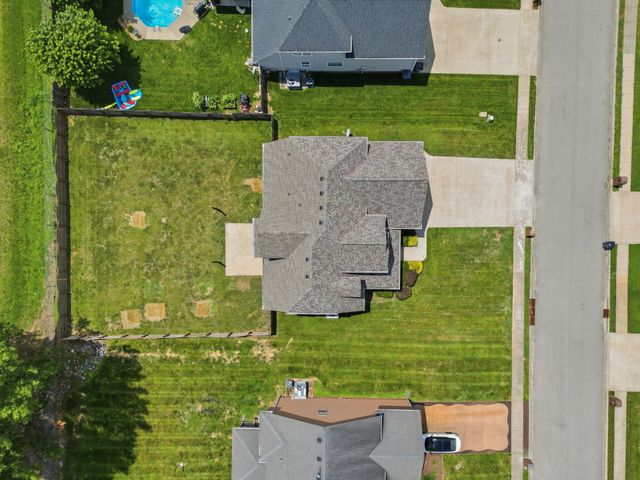 124 Covey Rise Cir, Clarksville, TN 37043