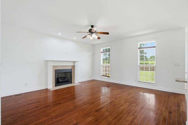 124 Covey Rise Cir, Clarksville, TN 37043