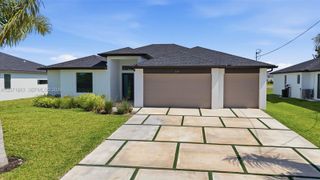 329 NE 15th Terrace, Cape Coral, FL 33909