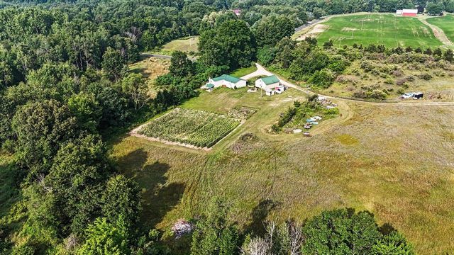 9752 Fuller Road, Greenville, MI 48838