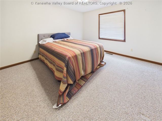 5233A Beechcrest Drive, Cross Lanes, WV 25313