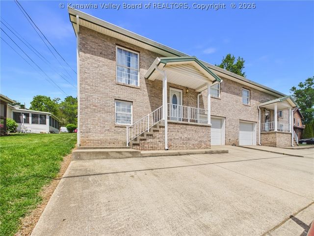5233A Beechcrest Drive, Cross Lanes, WV 25313