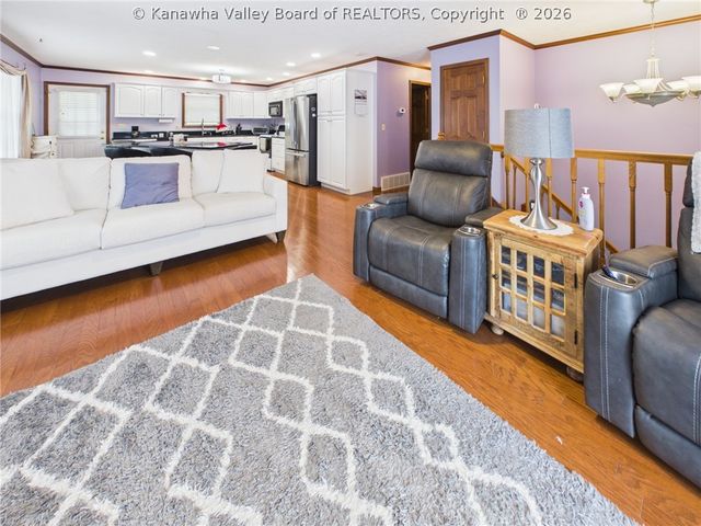 5233A Beechcrest Drive, Cross Lanes, WV 25313