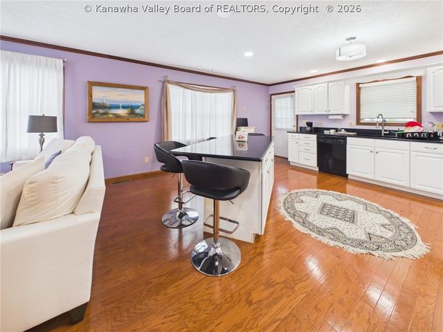 5233A Beechcrest Drive, Cross Lanes, WV 25313