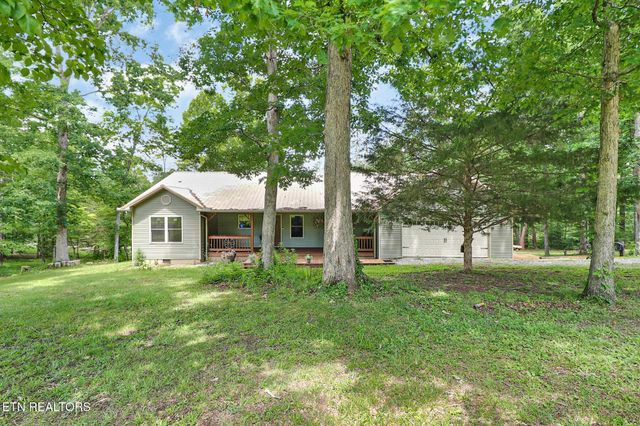 68 Boone Dock Rd, Jamestown, TN 38556