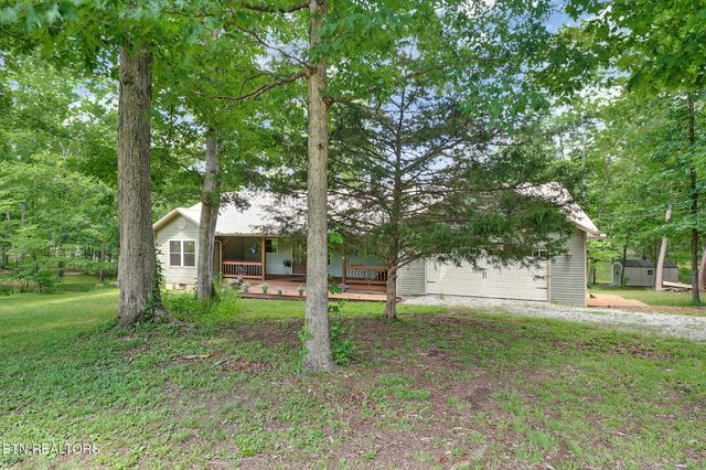 68 Boone Dock Rd, Jamestown, TN 38556