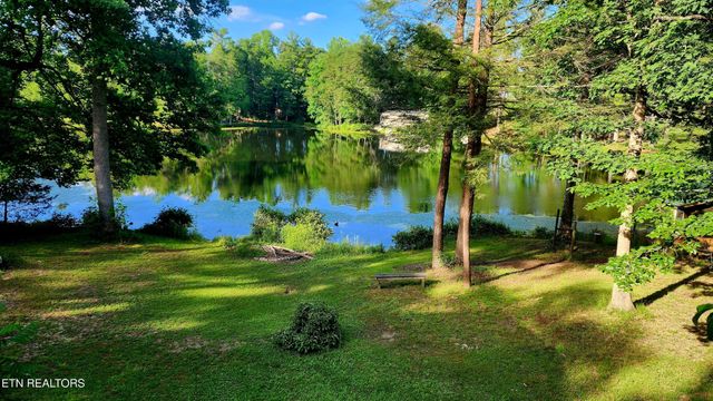 68 Boone Dock Rd, Jamestown, TN 38556
