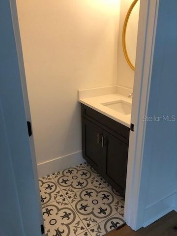 2204 N CENTRAL AVENUE 2, Tampa, FL 33602