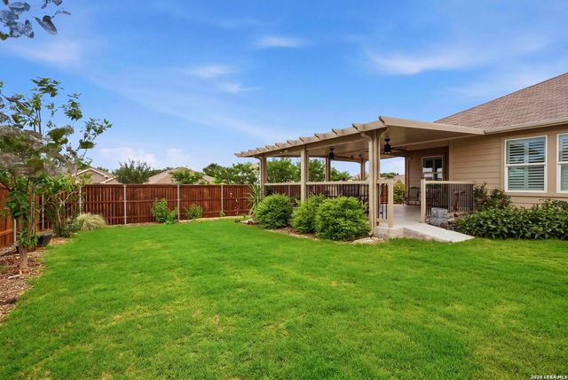 937 Cinnamon Teal, Seguin, TX 78155
