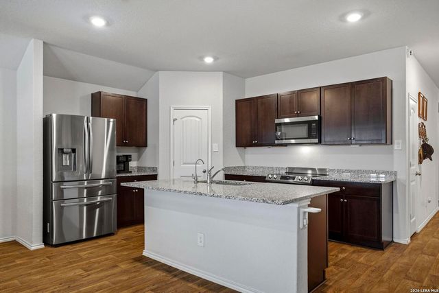 937 Cinnamon Teal, Seguin, TX 78155