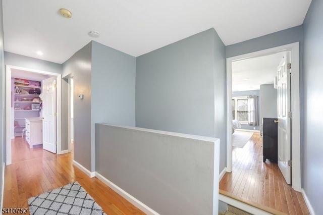 23 Berkshire Rd, Fair Lawn Boro, NJ 07410