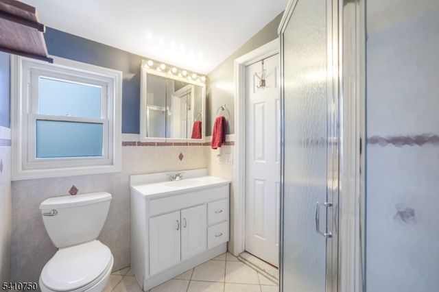 23 Berkshire Rd, Fair Lawn Boro, NJ 07410