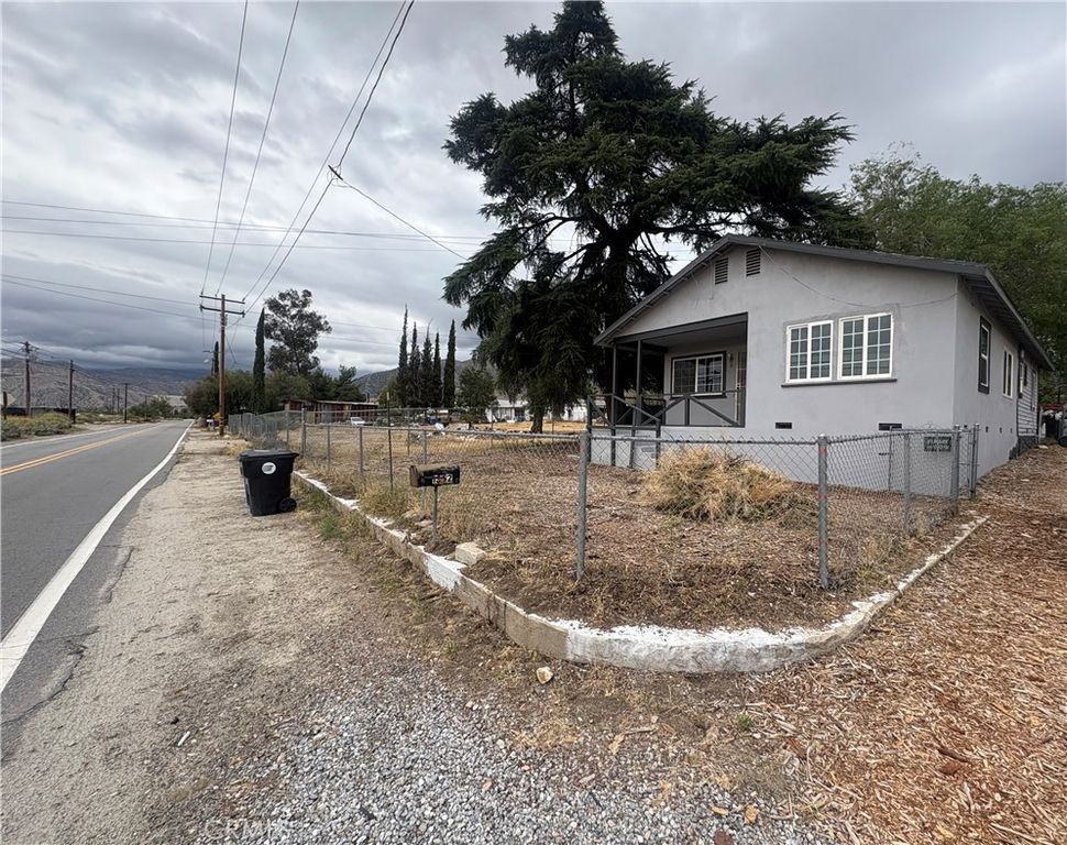 1362 Garnet, Mentone, CA 92359