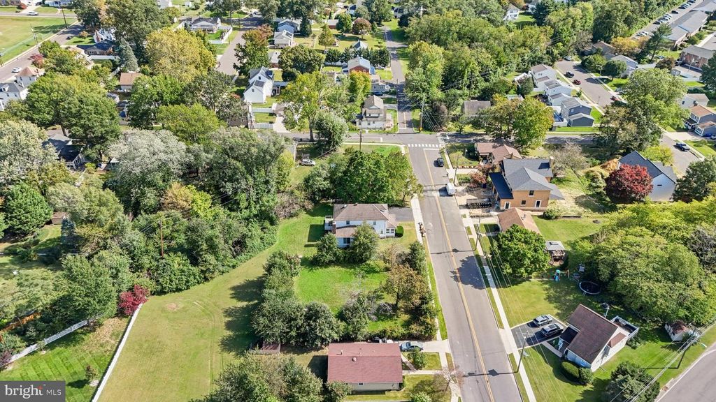 433 WILBUR HENRY DR, FLORENCE, NJ 08518 — photo 5