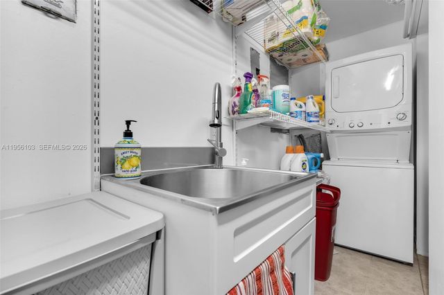 10631 NW 28th Street, Sunrise, FL 33322