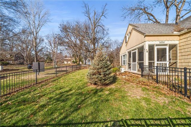 5000 NEOSHO Lane, Roeland Park, KS 66205