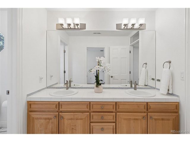 6915 E Bayaud Ave, Denver, CO 80230