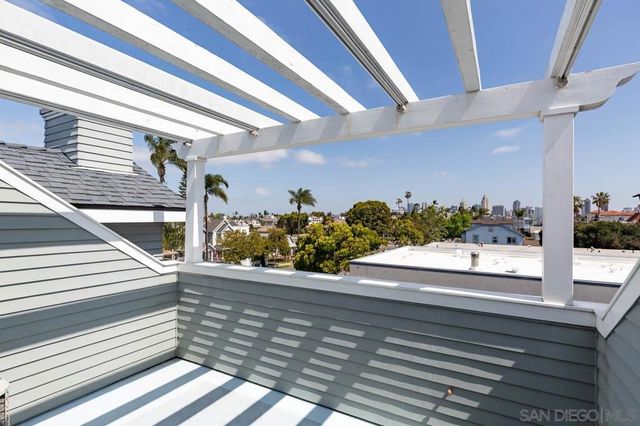 457 D Ave, Coronado, CA 92118