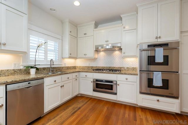 457 D Ave, Coronado, CA 92118