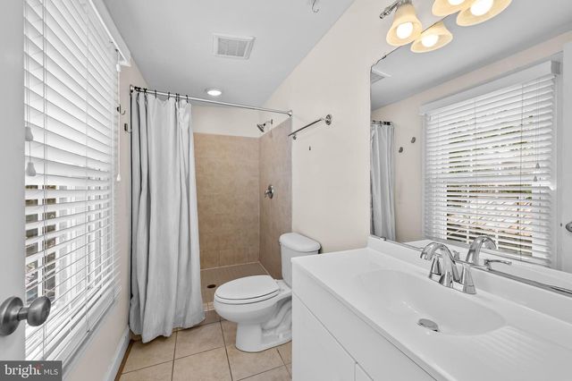 21 E WEST ST E, Baltimore, MD 21230