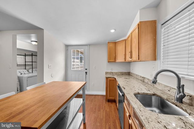 21 E WEST ST E, Baltimore, MD 21230