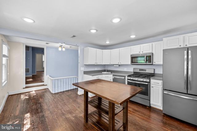 21 E WEST ST E, Baltimore, MD 21230