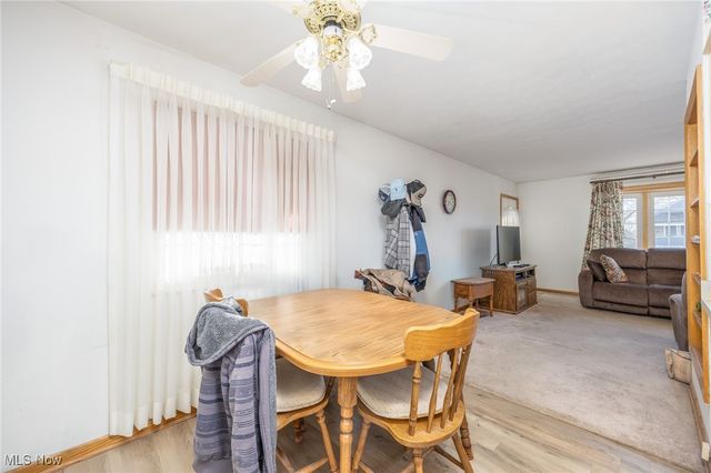 3401 6th Avenue, Vienna, WV 26105