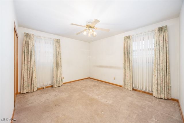 3401 6th Avenue, Vienna, WV 26105