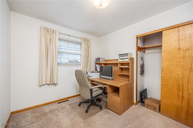 3401 6th Avenue, Vienna, WV 26105