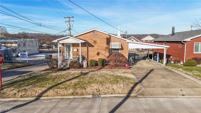 3401 6th Avenue, Vienna, WV 26105