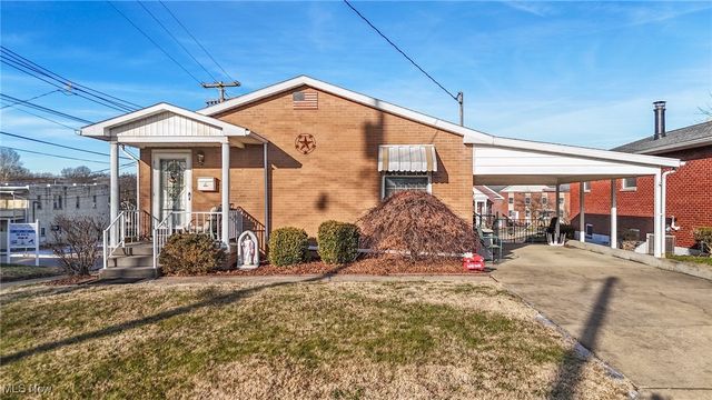 3401 6th Avenue, Vienna, WV 26105