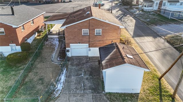 3401 6th Avenue, Vienna, WV 26105