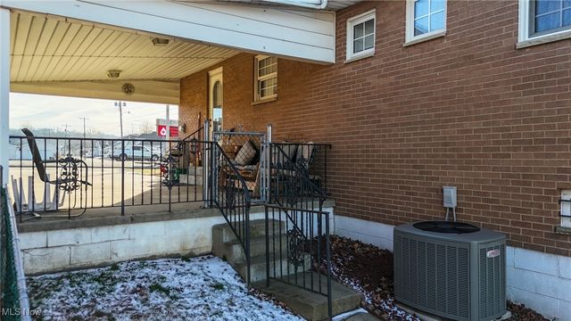 3401 6th Avenue, Vienna, WV 26105