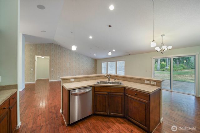 3328 104th Avenue SW, Olympia, WA 98512