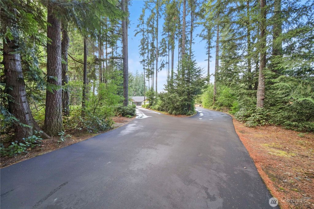 3328 104th Avenue SW, Olympia, WA 98512