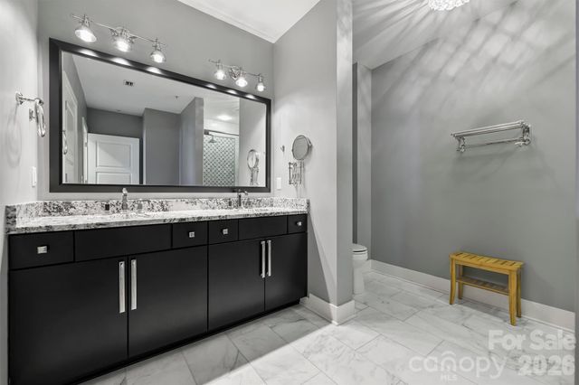 222 S Caldwell Street 1708, Charlotte, NC 28202