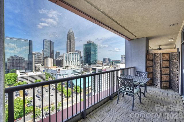 222 S Caldwell Street 1708, Charlotte, NC 28202