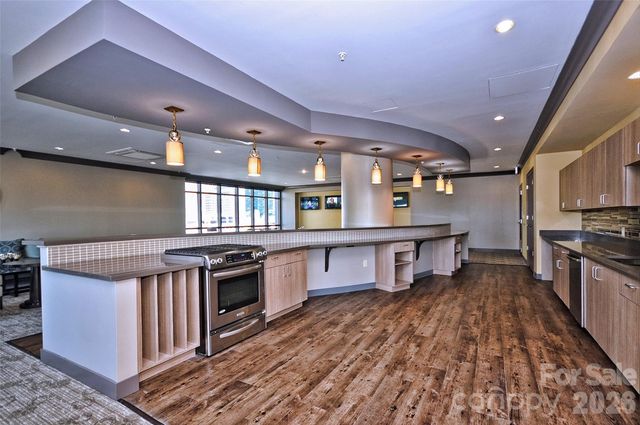 222 S Caldwell Street 1708, Charlotte, NC 28202